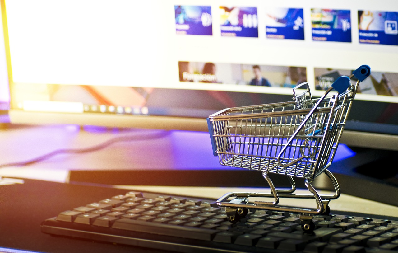 E-Commerce: Know How to Track Customer Journey